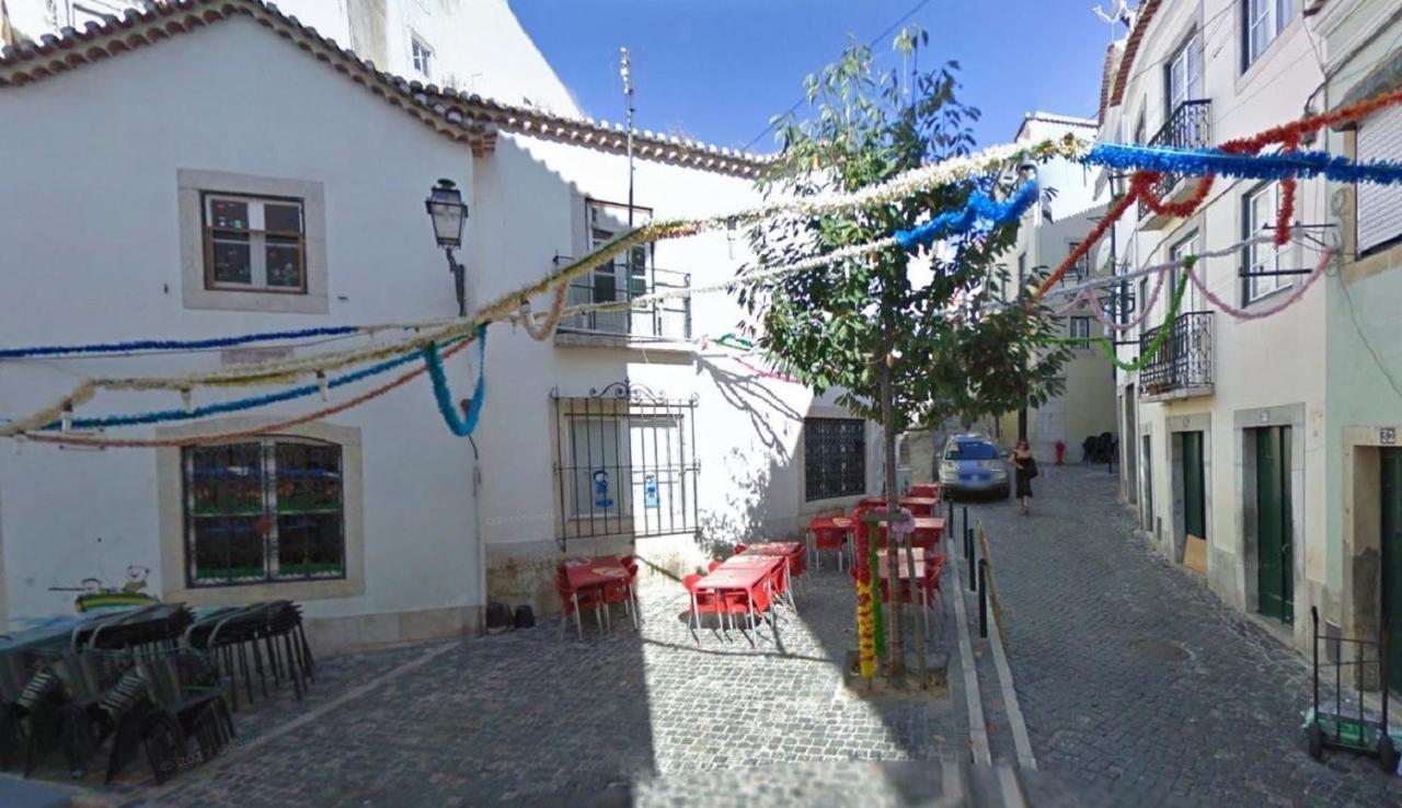 Best Terrace River View Apt In Alfama Lisbon
